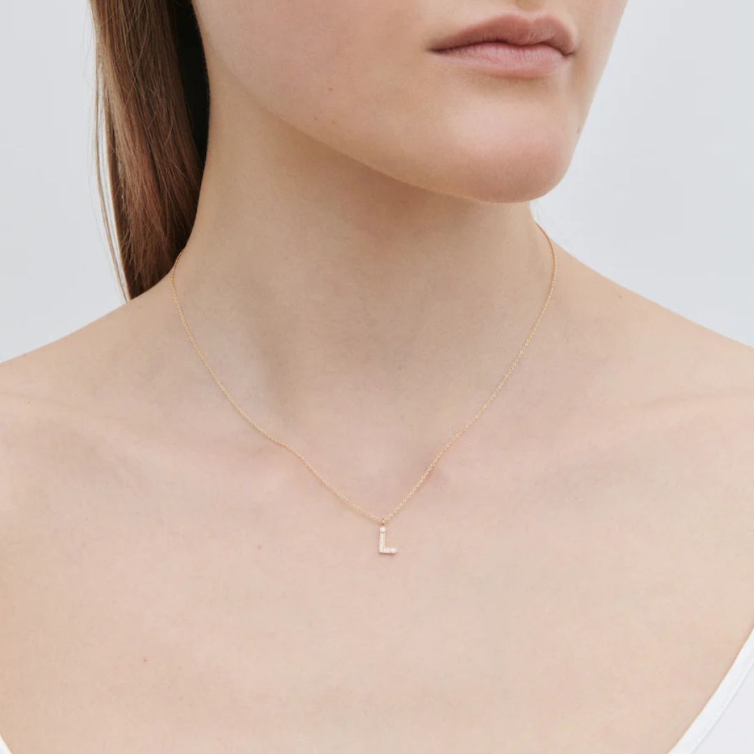 Simple L Necklace