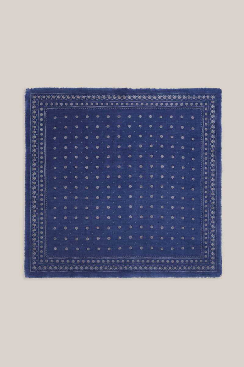 Scarf No. 851 - Tragedy