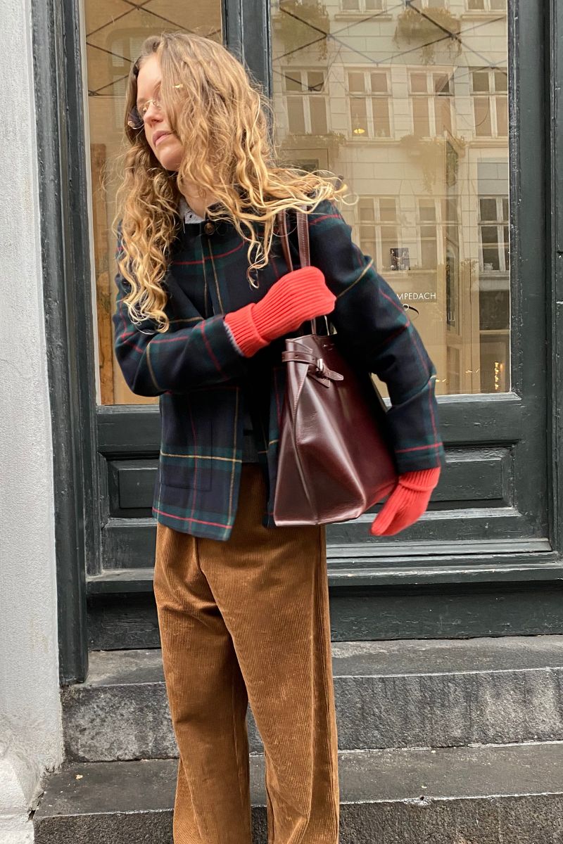 Days Tote in Pull Up Calf – Dark Brown