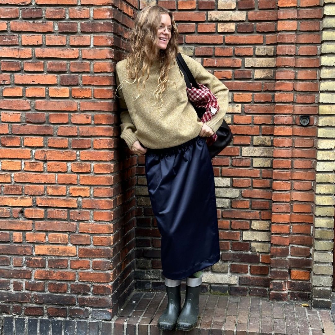 Harper Skirt - Navy Blue