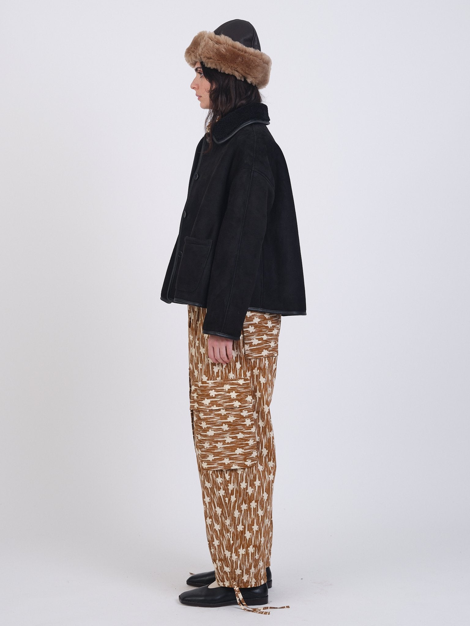 Suede Back Curly Hair Avis Jakke - Sort
