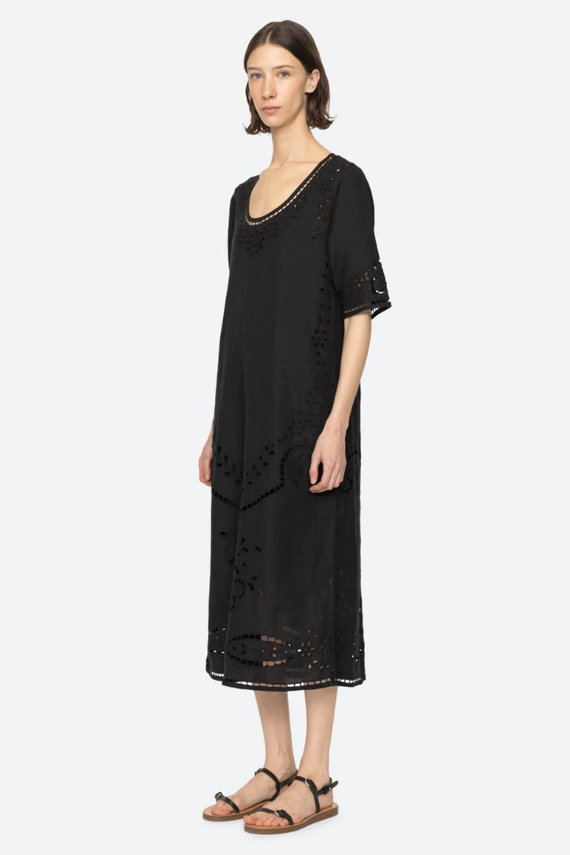 Lula Embroidery Midi Dress - Black