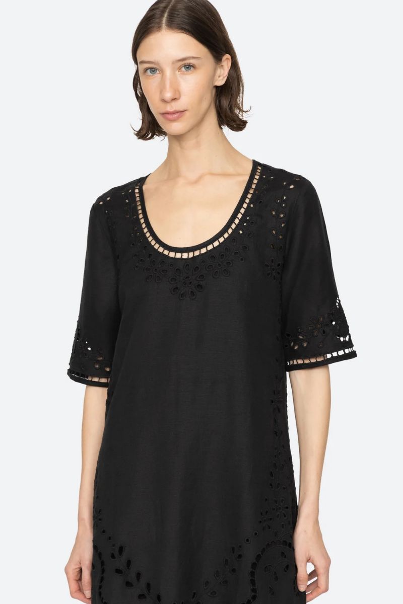 Lula Embroidery Midi Dress - Black