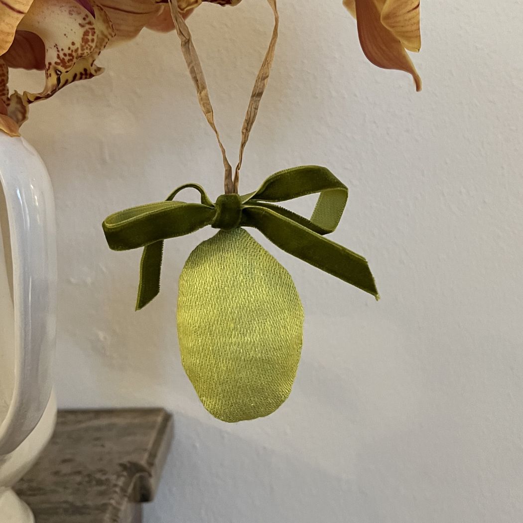Linen Easter ornament with velvet bow