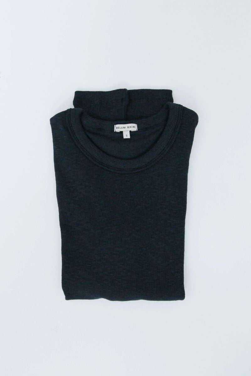 Dobe Long-Sleeved T-Shirt - Navy