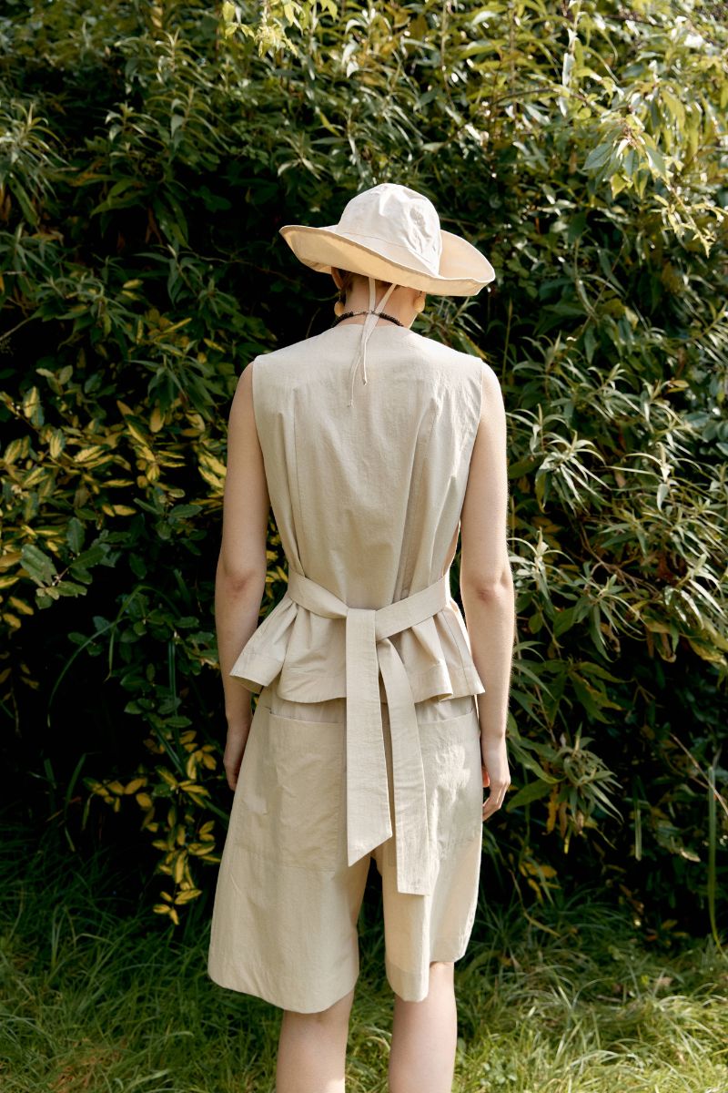 Japanese Typewriter Cotton Vest - Oat