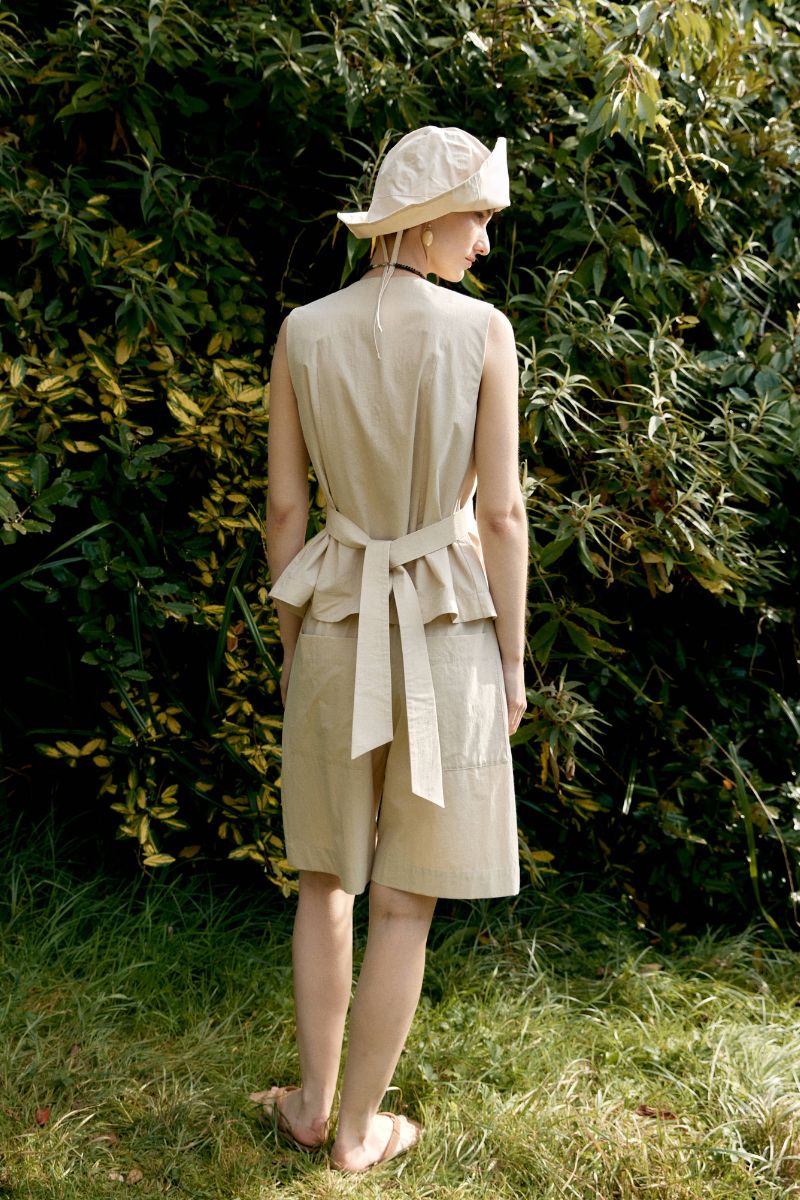 Japanese Typewriter Cotton Vest - Oat