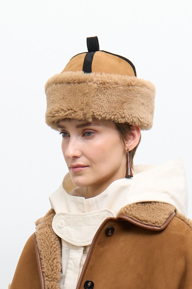 Suede Back Contrast Bound Cap - Tan/Black