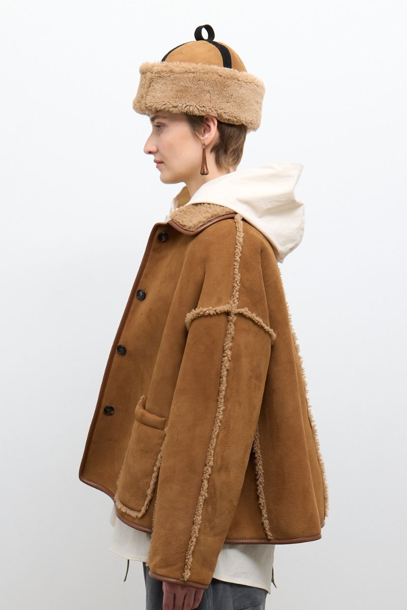 Suede Back Curly Hair Seam-Out Avis Jacket - Tan
