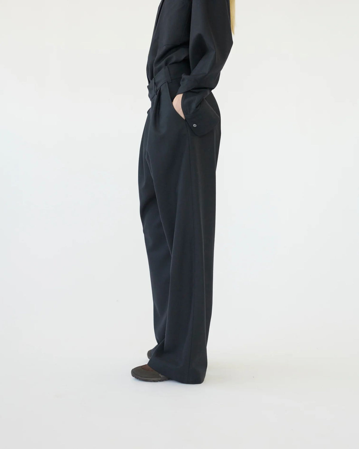 Fine Wool Wide Box Trousers - Navy