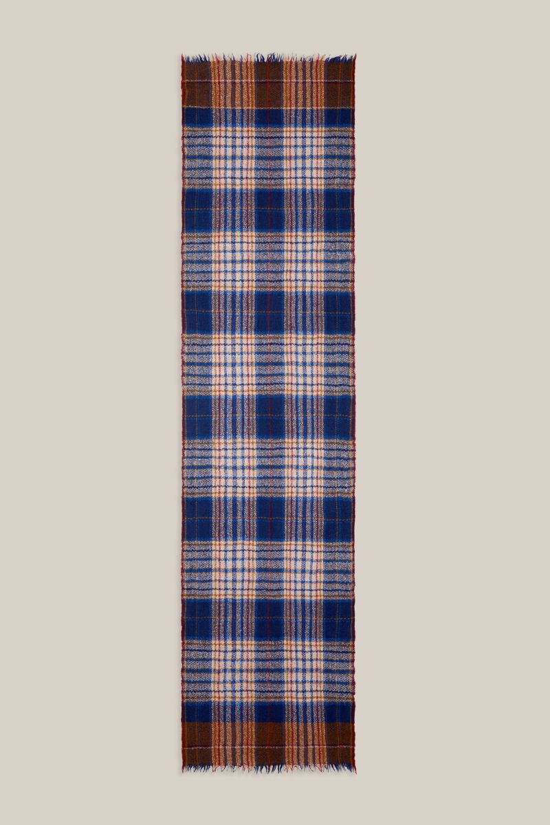 Scarf No. 803 - Comedia