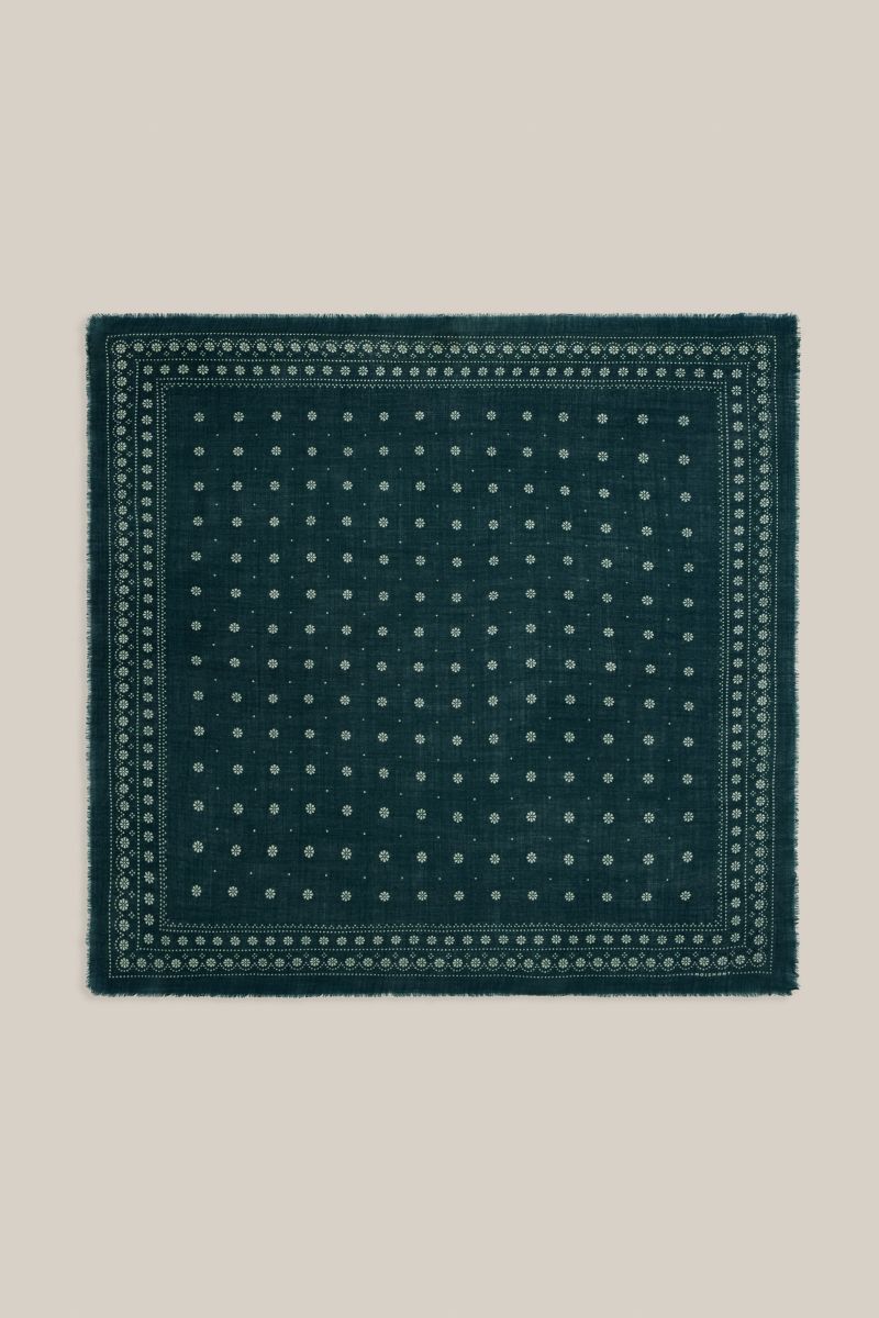 Scarf No. 851 - Celtic