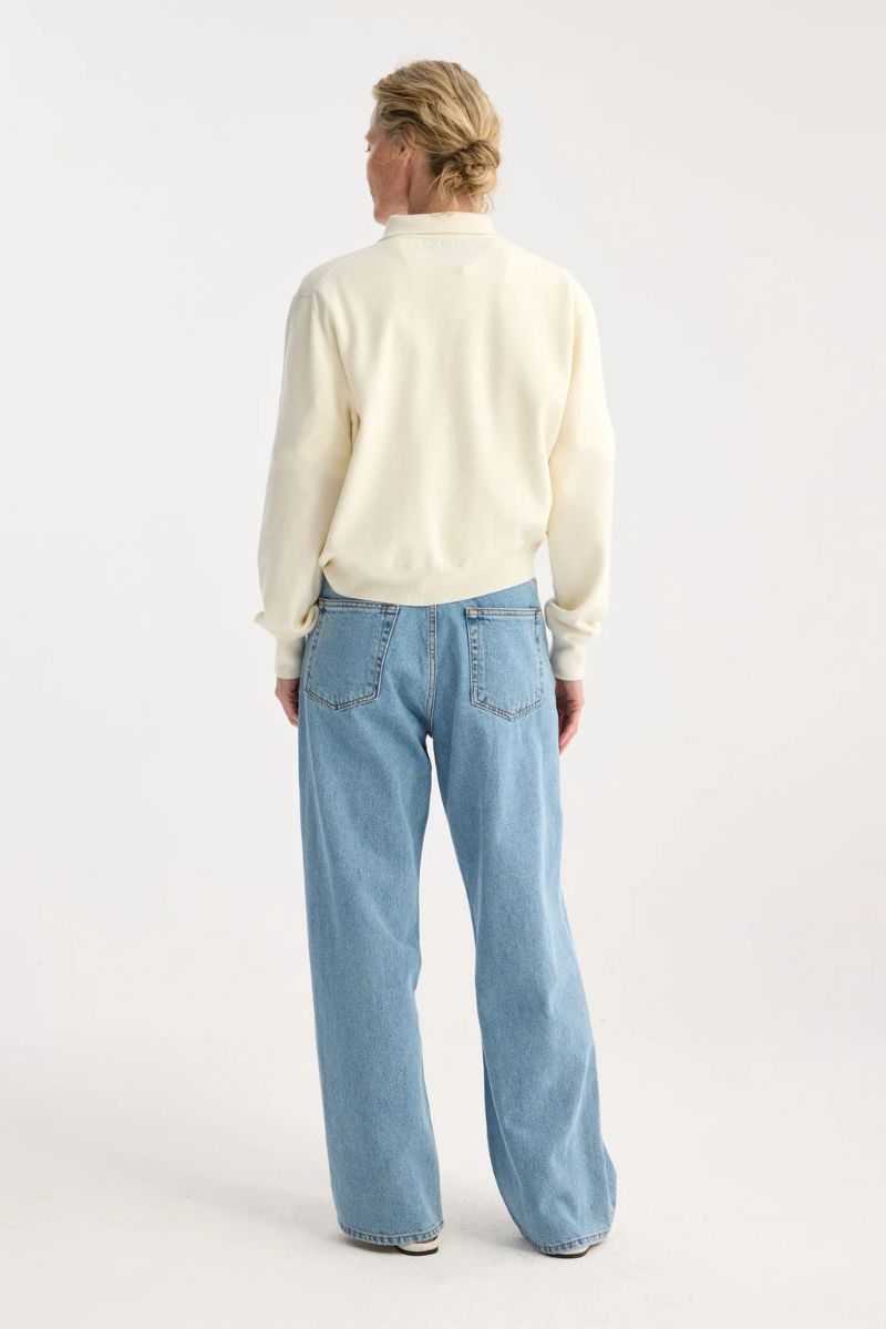 Low waist wide leg denim