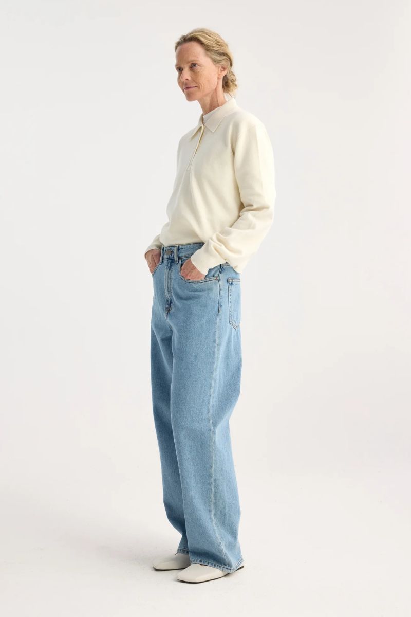 Low waist wide leg denim