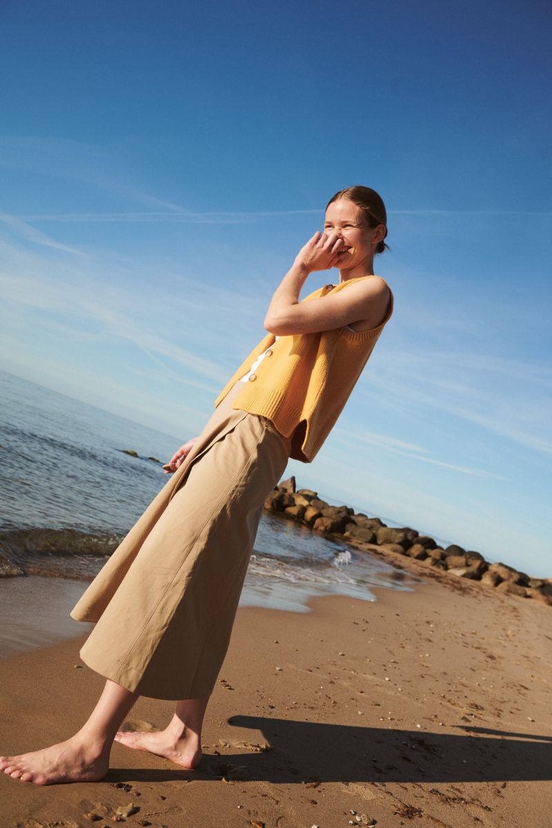 Ellen Knitted Vest - Honey