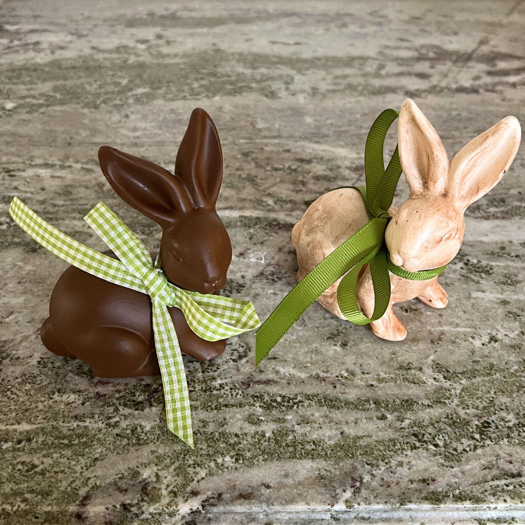Easter Bunny with Bow - Choko