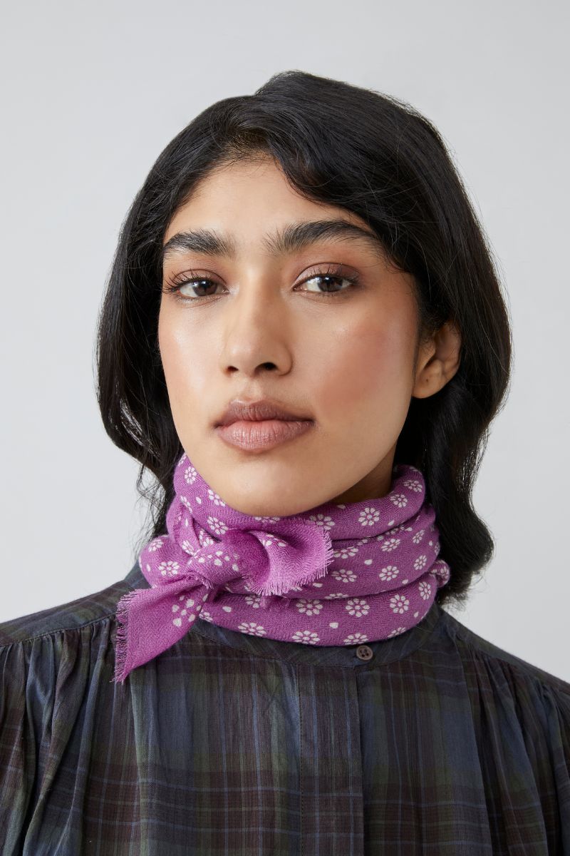 Wool Foulard no.676 - Azalea