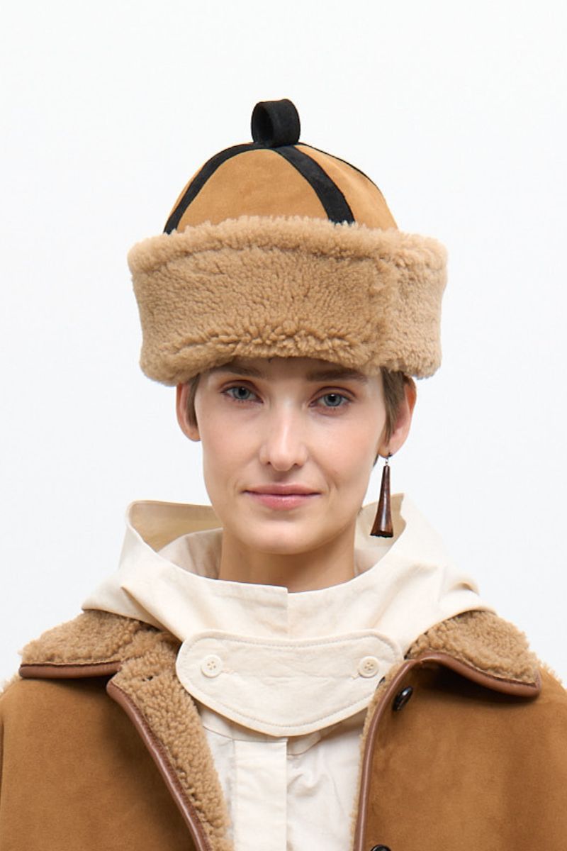 Suede Back Contrast Bound Cap - Tan/Black