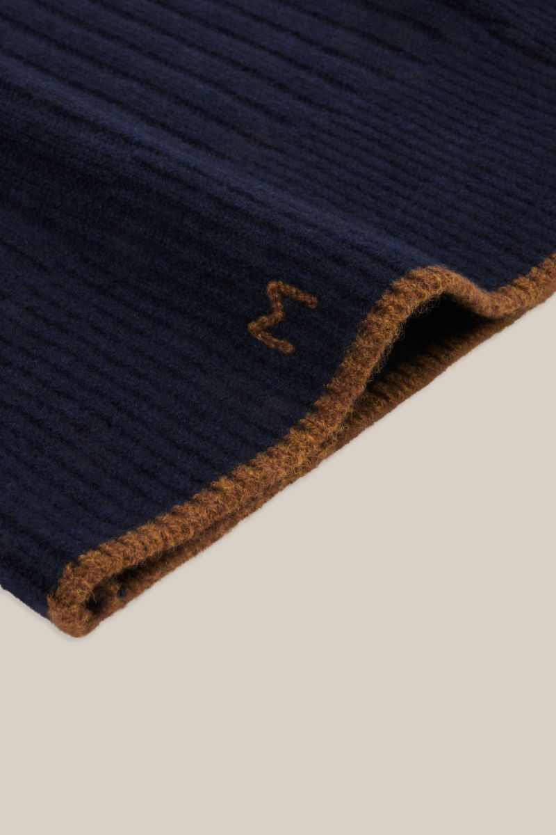 Hood Irma No. 227 - Magic Blue