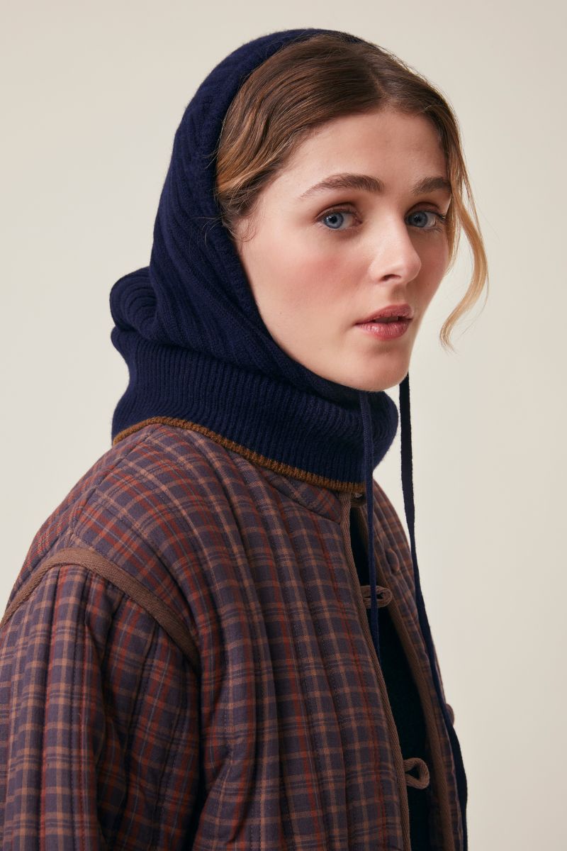 Hood Irma No. 227 - Magic Blue
