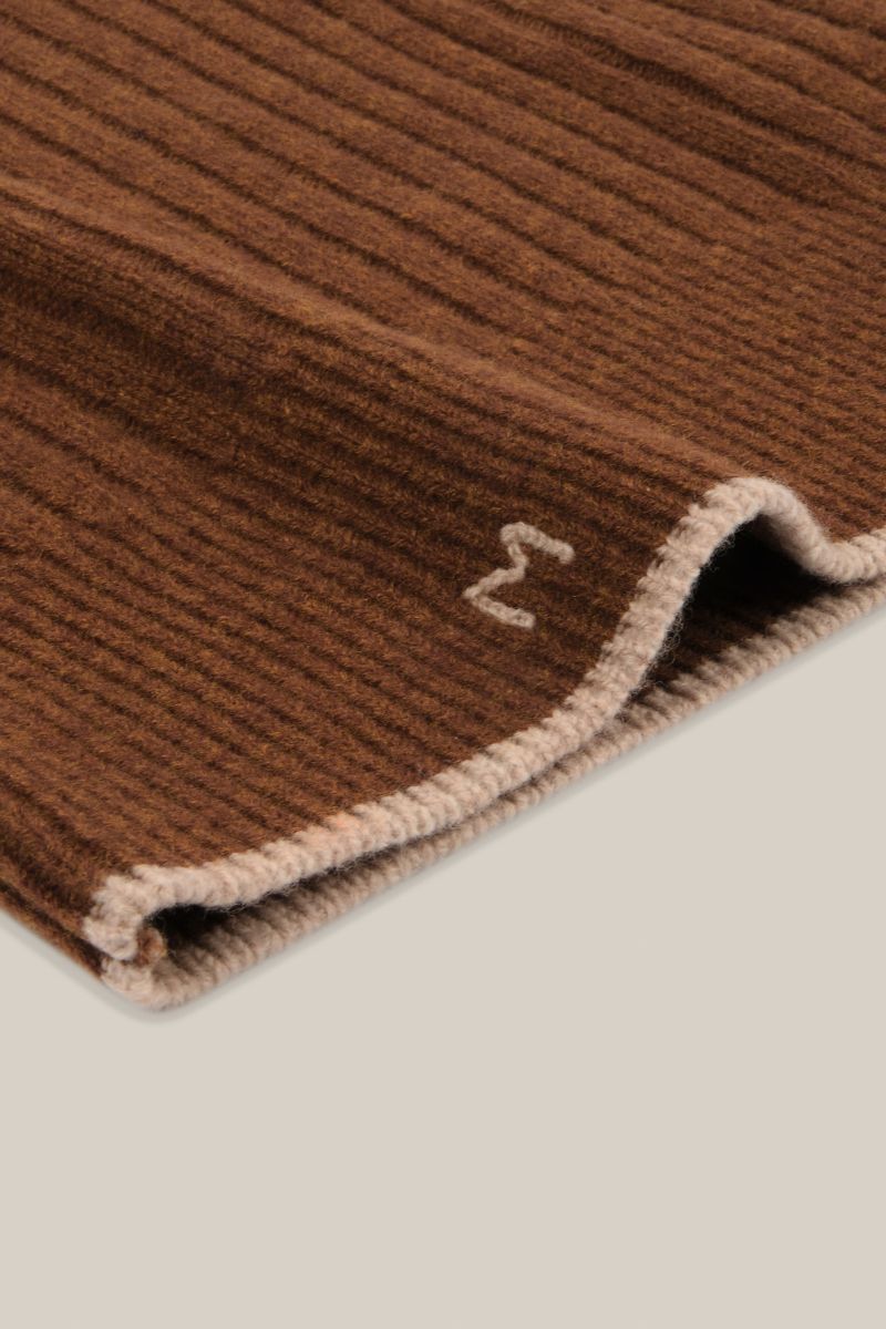Hood Irma No. 227 - Henna