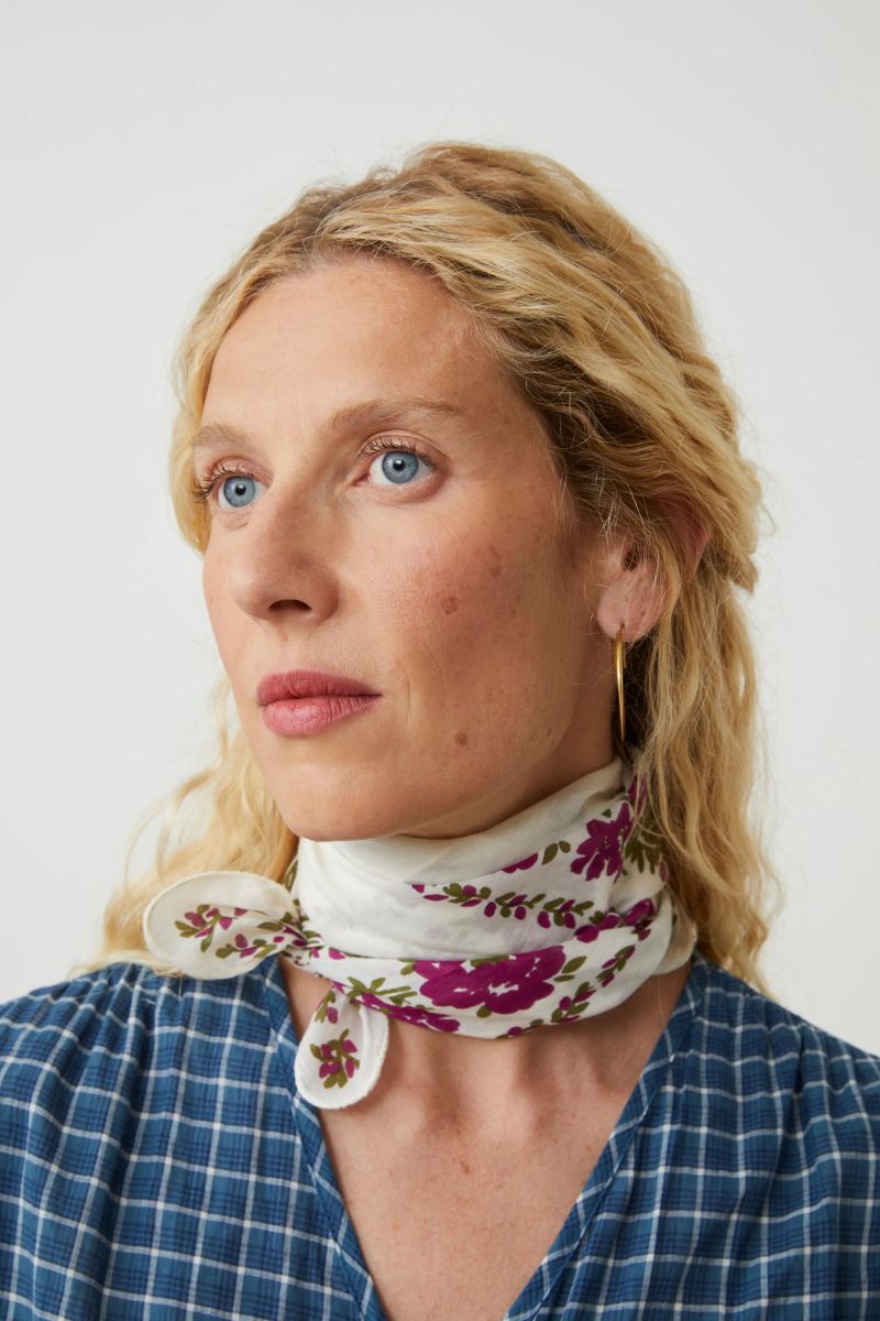 Scarf - Fichu N°652 Letter